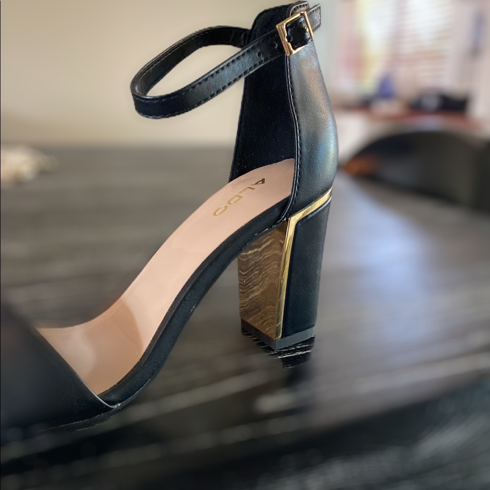 Aldo black with gold detail heel sandal ❤️
